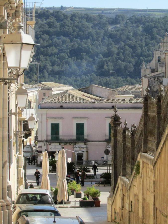 Itinerario Barocco Apartment Ragusa Ibla - Eleganza E Comfort Nel Cuore Del Barocco Siciliano Eksteriør bilde