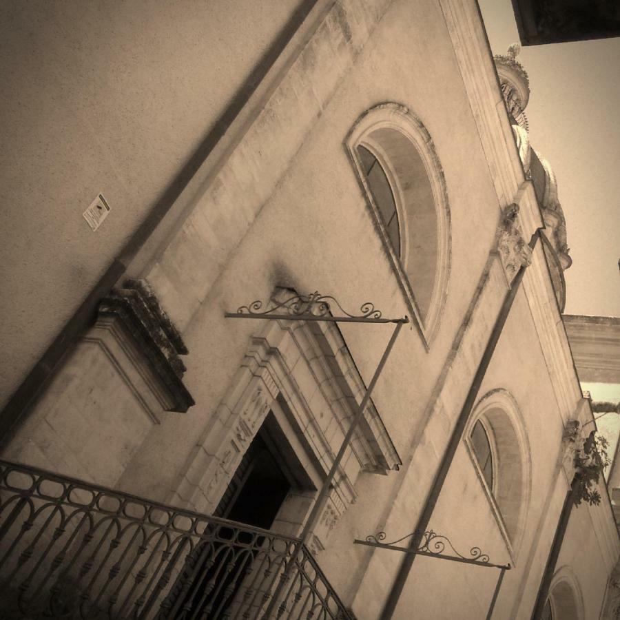 Itinerario Barocco Apartment Ragusa Ibla - Eleganza E Comfort Nel Cuore Del Barocco Siciliano Eksteriør bilde